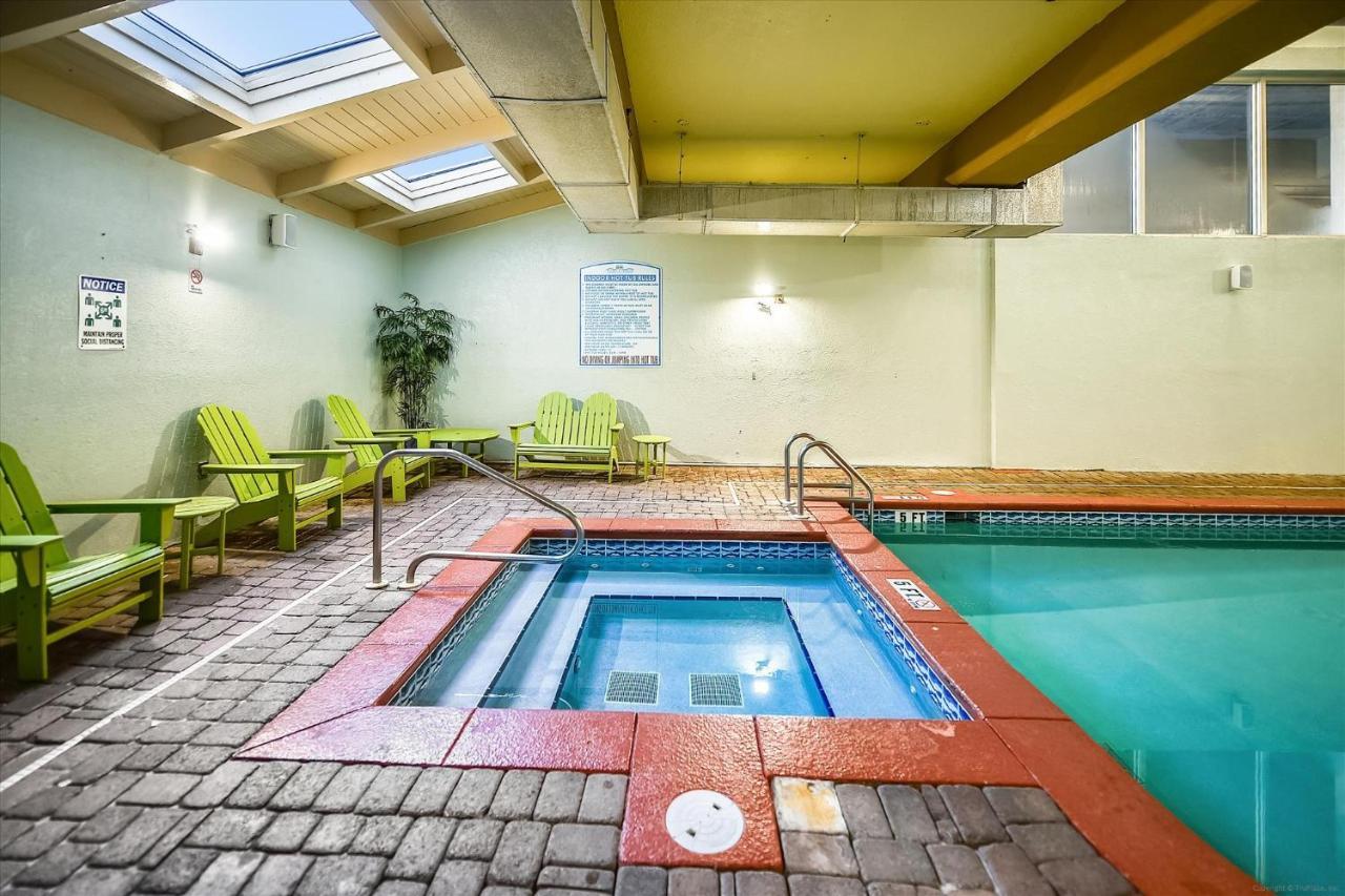 Shores Of Panama 1206 - Amazing Studio, Free Fun! Sleeps 3, Romantic * Panama City Beach